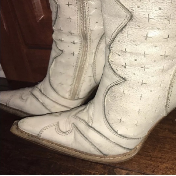 Destroy White Leather Cowboy Boots - Picture 4 of 8
